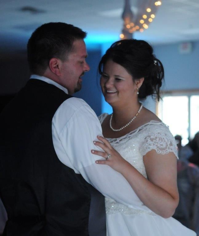 Jason and Ruth dancing at their wedding